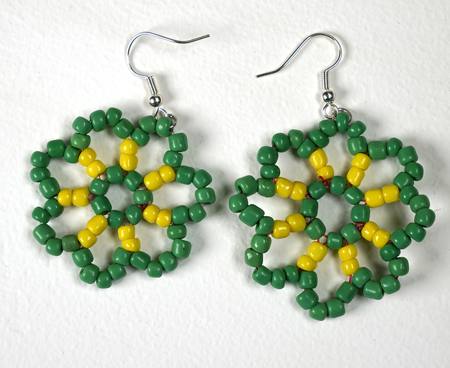 437-21</br><strong>Moa Island Style - Earrings (Bead Work)</strong></br>Danie Savage